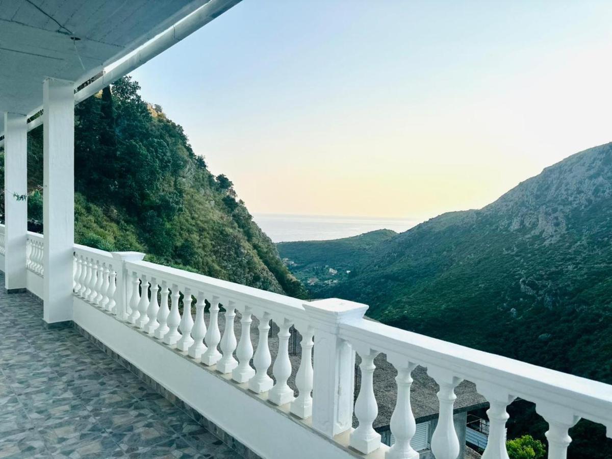 Sweet Home Himare Exterior photo